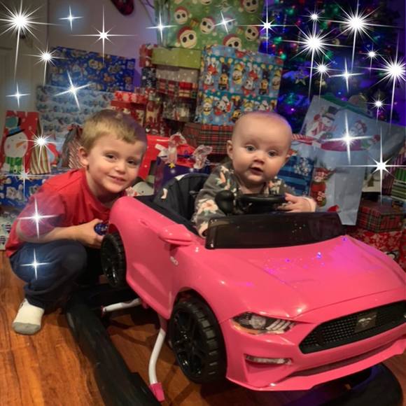 Meet your Posher, Ashley - Picture 1 of 1